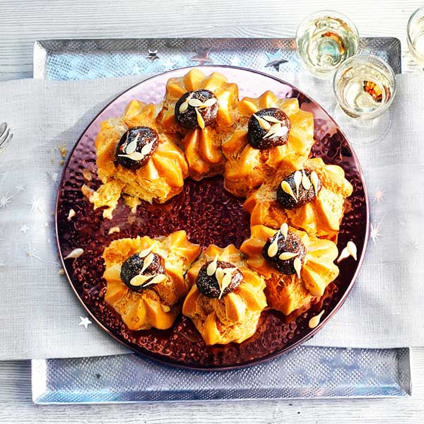 Salted Caramel Choux Wreath