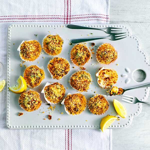 12 Mini Scallop Shells With Chorizo Jam