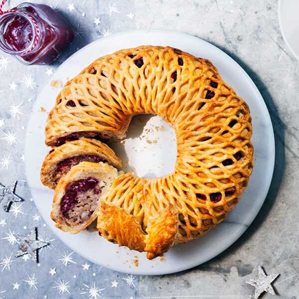Lattice-Topped Sausage And Cranberry Wreath